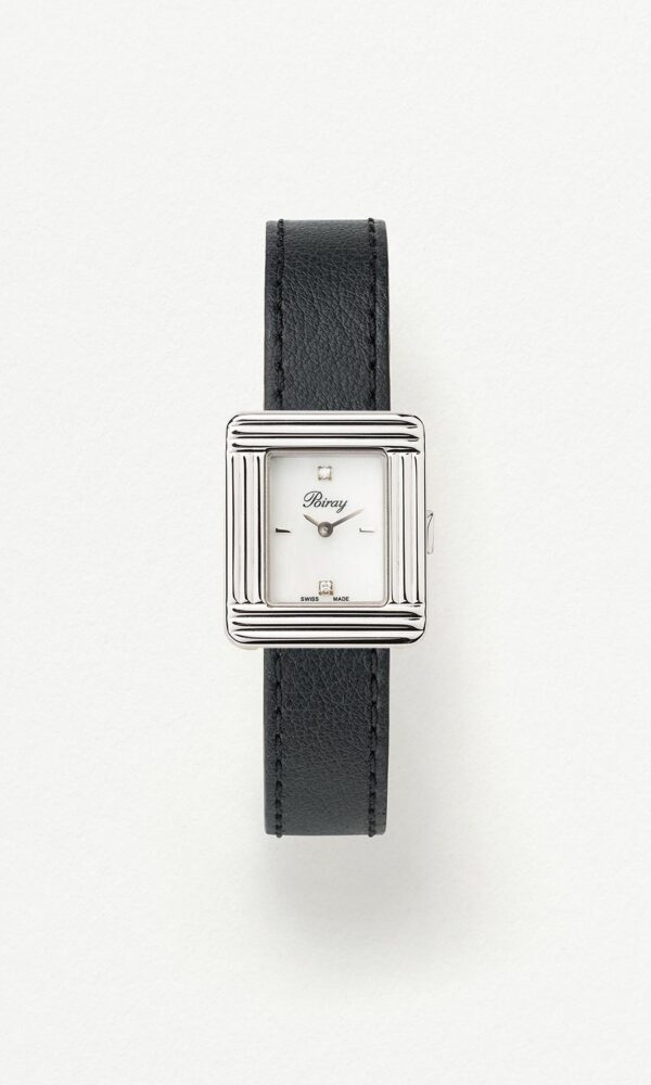 Découvrez la montre Ma Première Mini de la maison Poiray. Dumas Joaillier à Avignon détaillant officiel. Paiement en 4x sans frais.