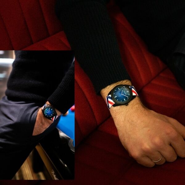 MONTRE AWAKE LA BLEUE NATO TRICOLORE - AWAKE CONCEPT