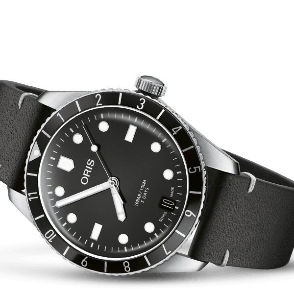 Montre Divers Sixty-Five 12H Calibre 400 - Oris