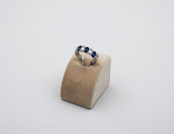 Bague Femme Or Blanc, Diamants et Saphirs - Dumas Création.