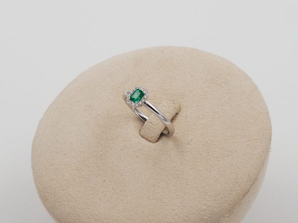 Bague Emeraude Diamants Blanc - Dumas Création.