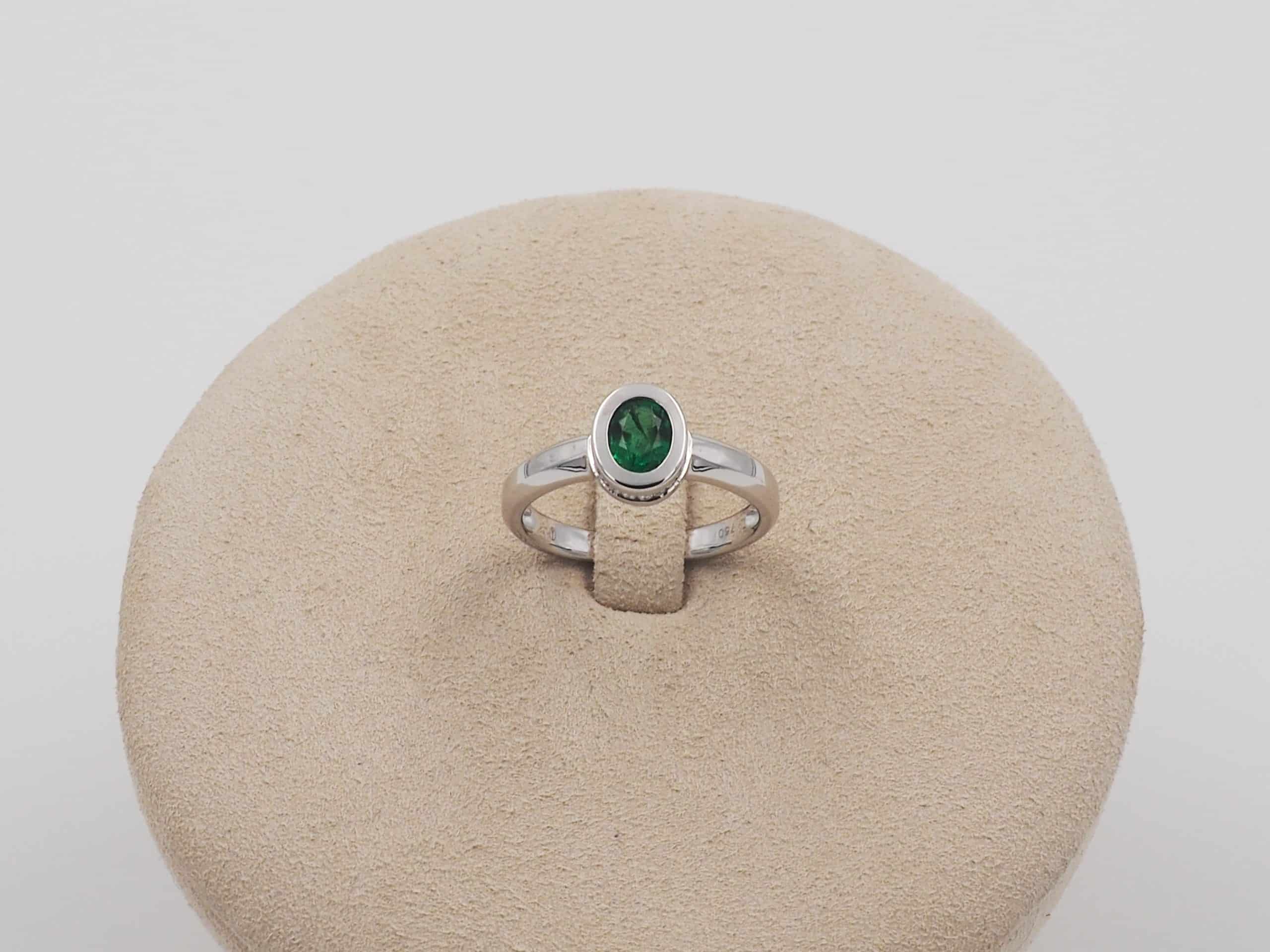 Bague Femme Or Blanc Emeraude Diamants - Dumas Création.