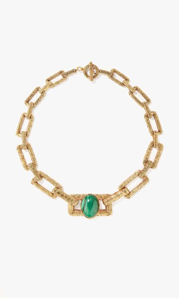 Découvrez le collier Tucuma une création Aurélie Bidermann. Orné d'un cabochon de malachite. A retrouver chez Dumas Joaillier. Bijouterie Avignon.