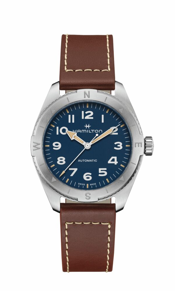 Partez à l’aventure avec la Montre Khaki Field Expedition de la maison Hamilton, Robuste et élégante, elle sera vous guider. Disponible chez Dumas Horloger.